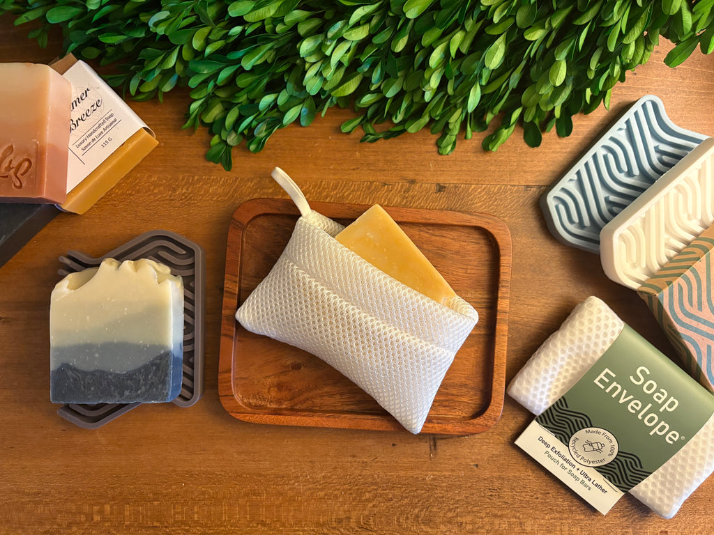 Soap Envelope bar soap saver pouch with white exfoliating fabric. Lather boosting soap bag for bars of soap. Recycled mesh soap saver pouch.